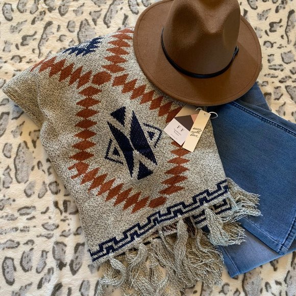 LAST! Native Cowichan Blanket Cardigan Sweater - Picture 4 of 6